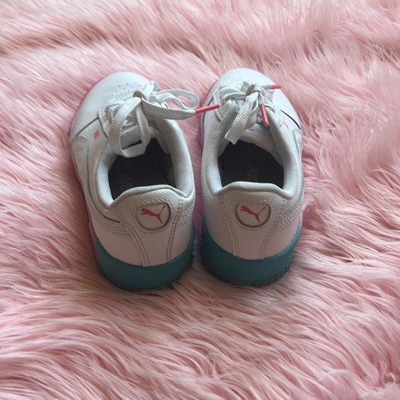 Puma Carina Sneakers - Picture 4 of 7